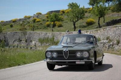 1mini-alfa romeo 2600 sprint 1965 